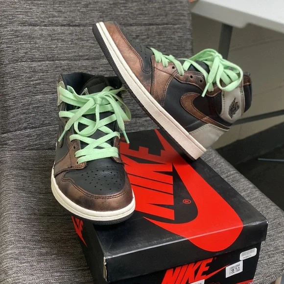 Air Jordan ones retro high OG‘s size 6 - Picture 10 of 10